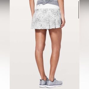 lululemon athletica White Patterned Skirt